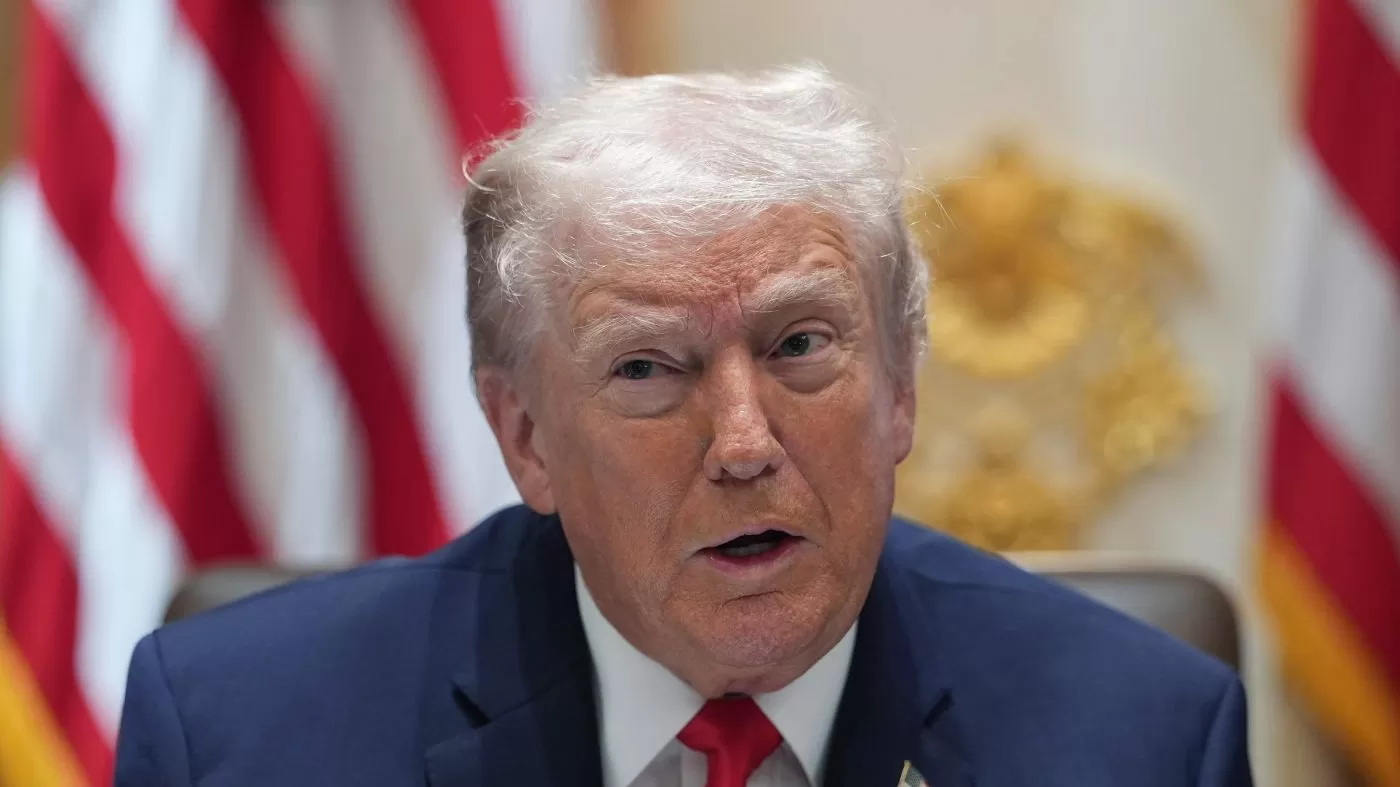 Trump says commercial airspace over Venezuela to reopen