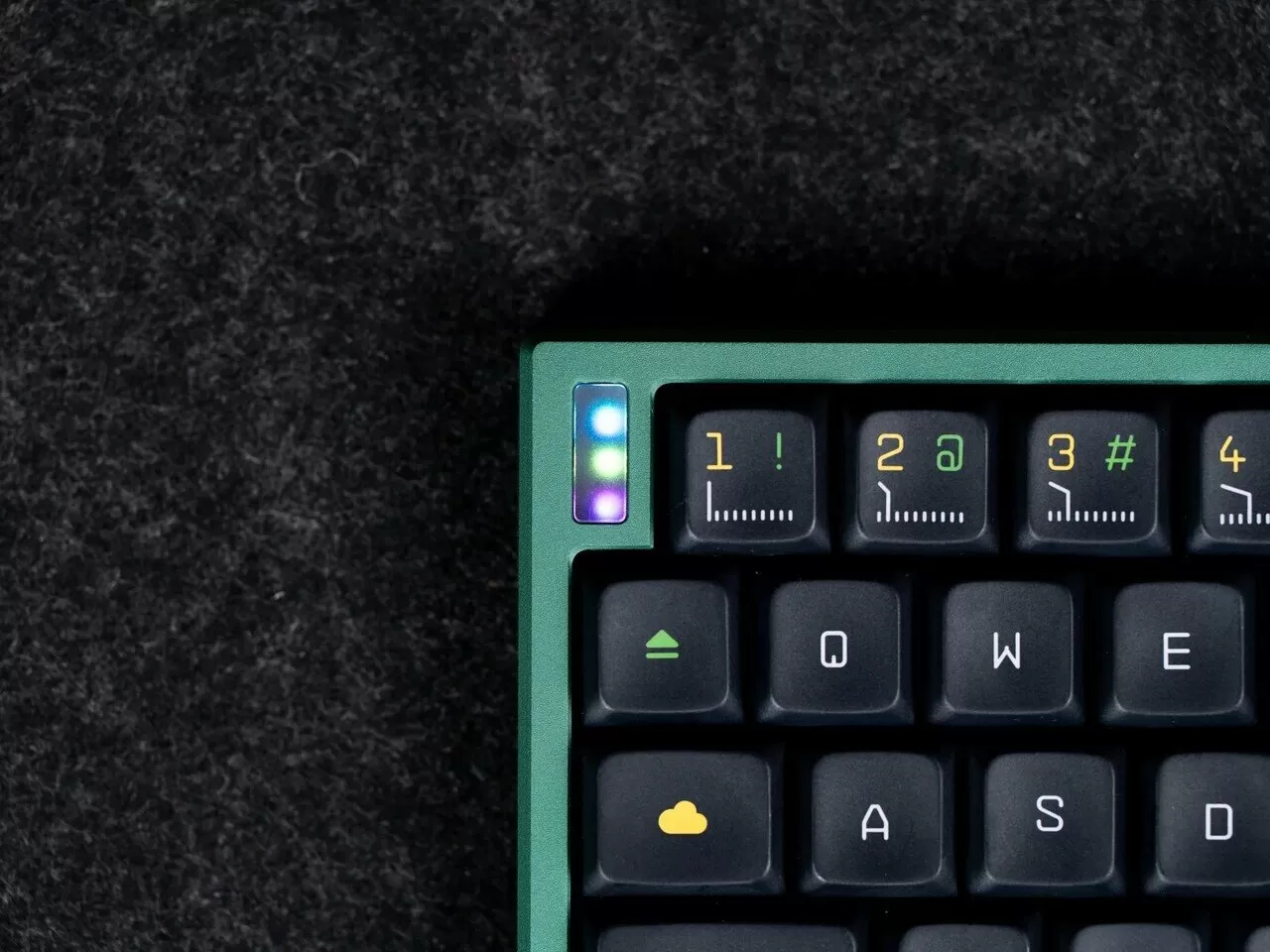 CannonKeys Bullet Train Keyboard Announced With Low-Profile 40% Layout