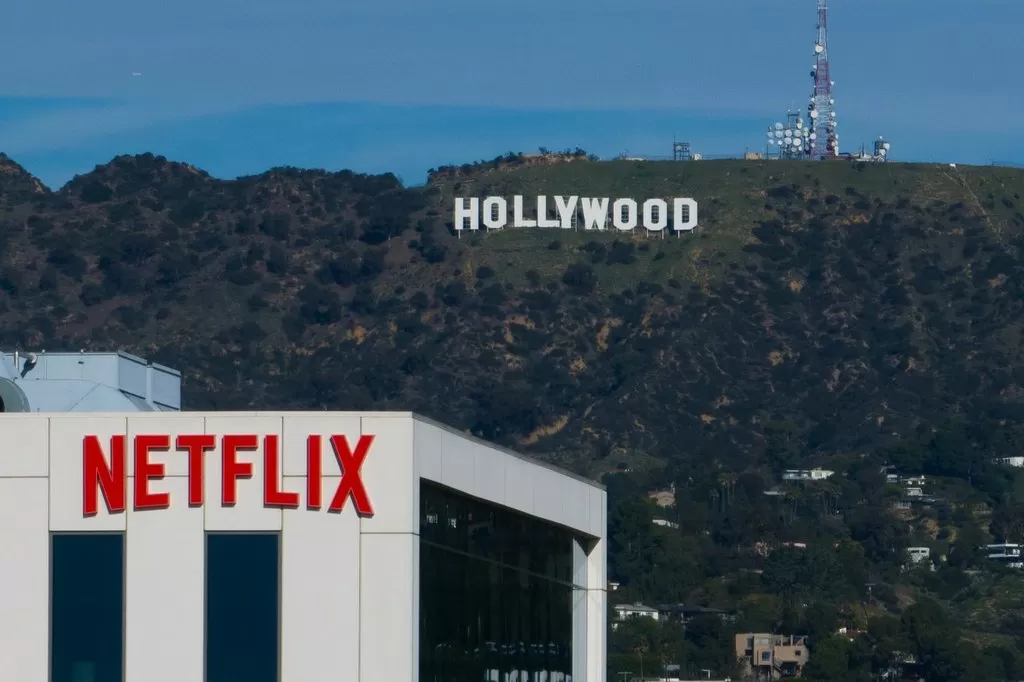 Netflix walks away from Warner Bros deal, clearing the path for Paramount