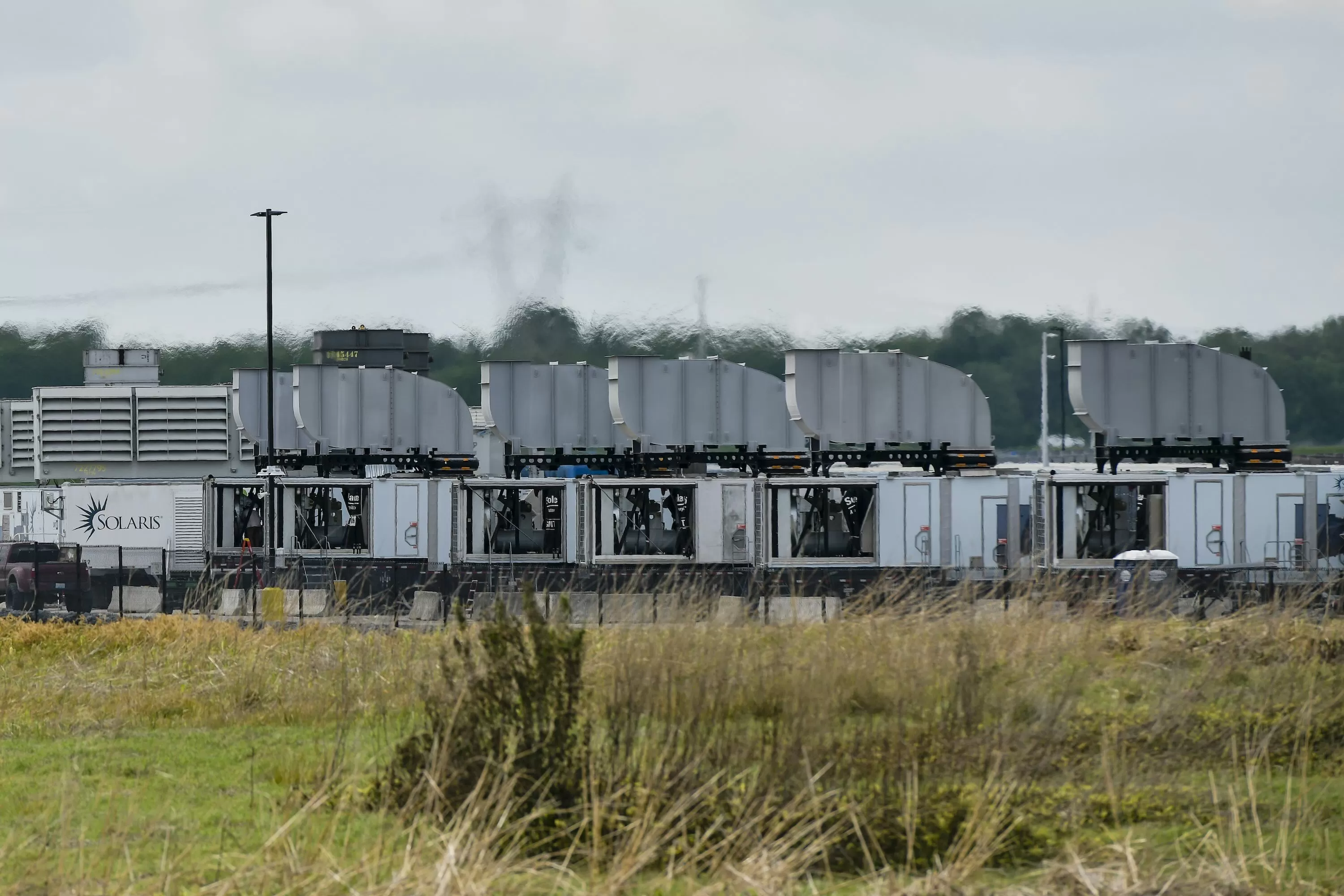 New York lawmakers propose a three-year pause on new data centers