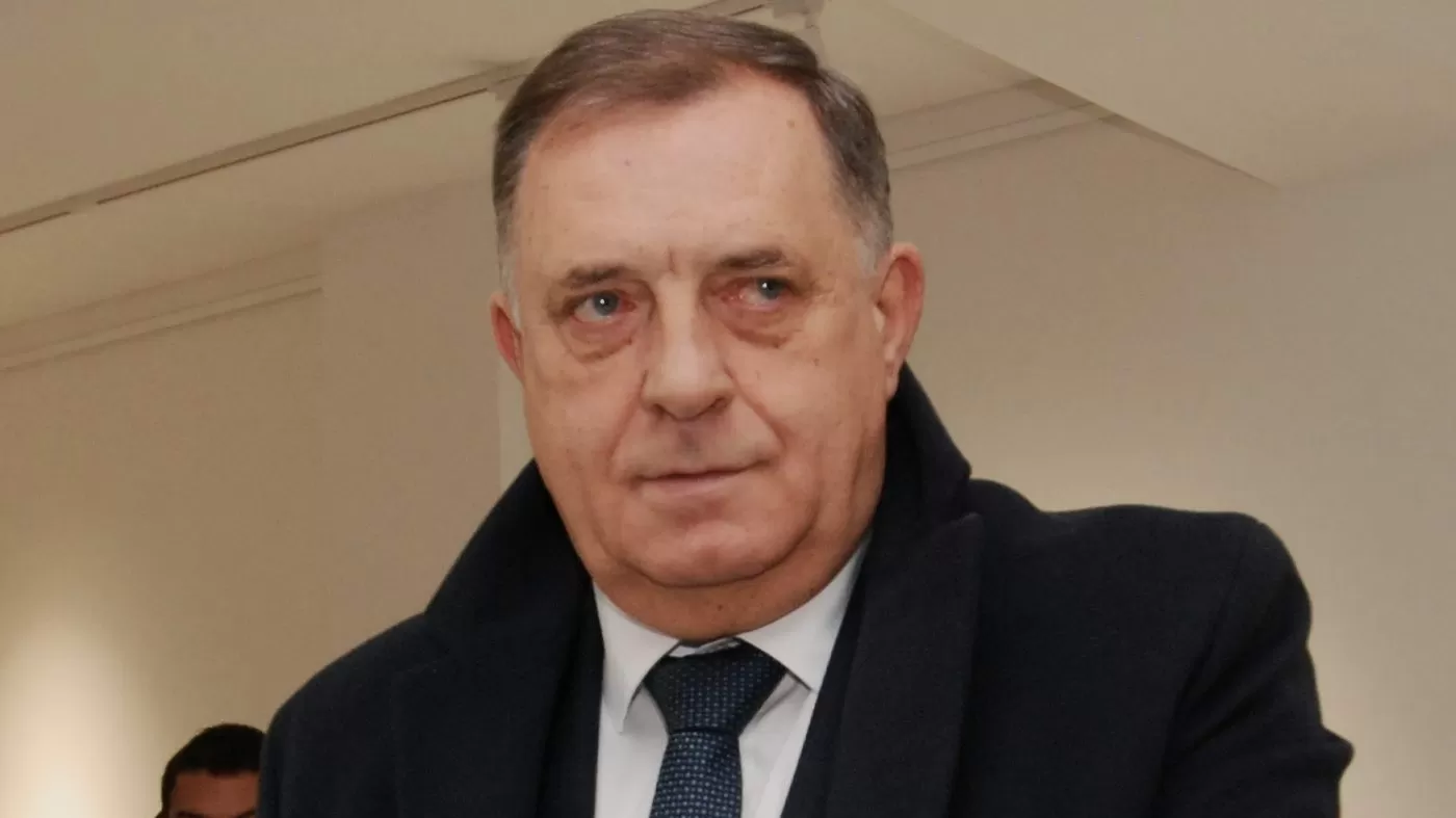 Bipartisan group pushes Trump to re-sanction former Bosnian-Serb leader