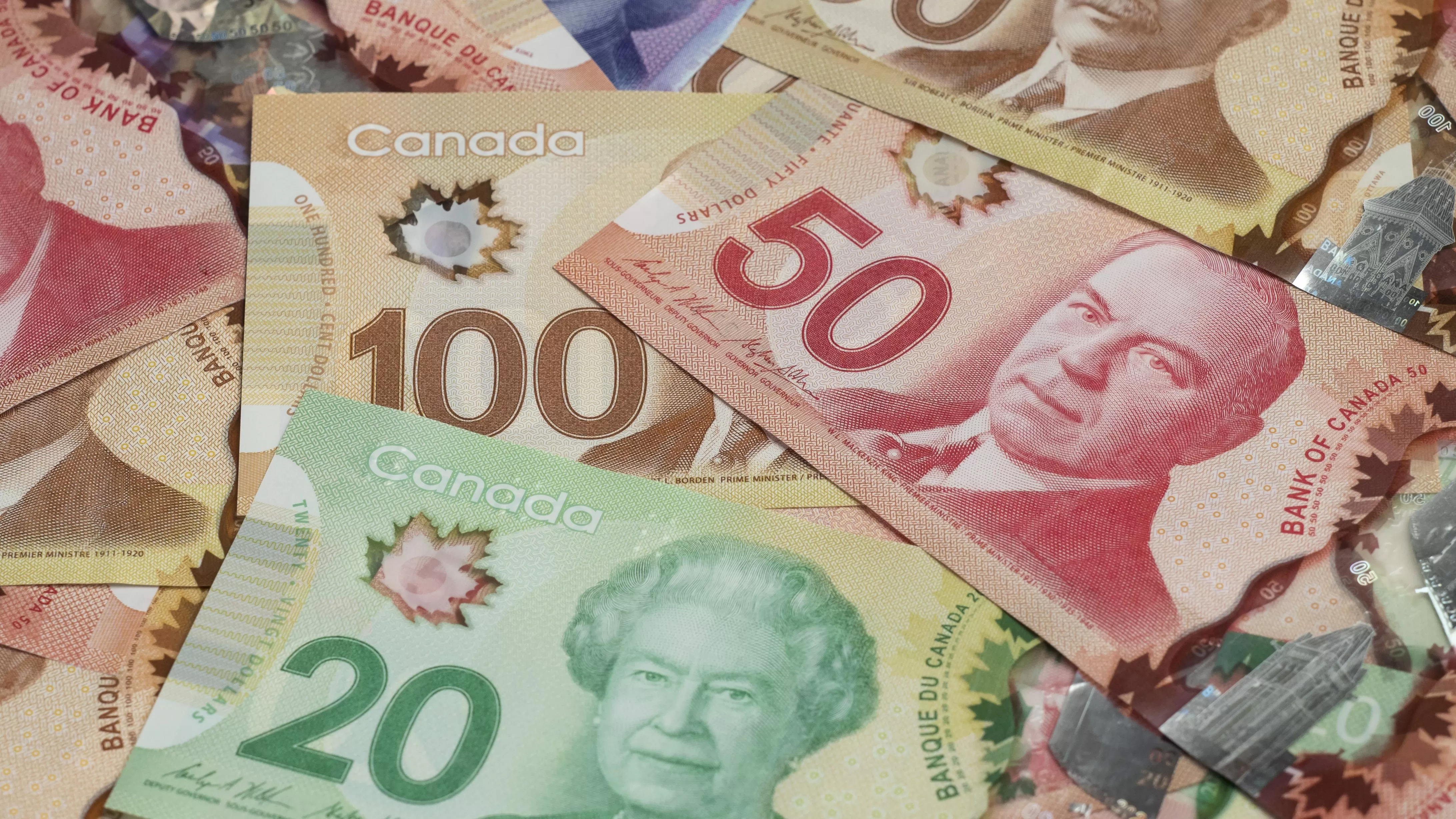 73% of Canadians say ‘many’ stay in relationships for finances: survey