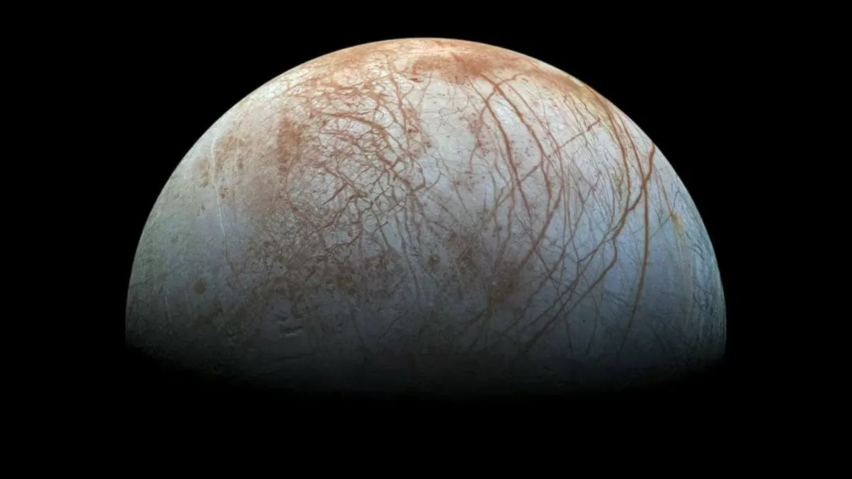James Webb Telescope Captures Rare Infrared Footprints of Io and Ganymede Inside Jupiter’s Auroras