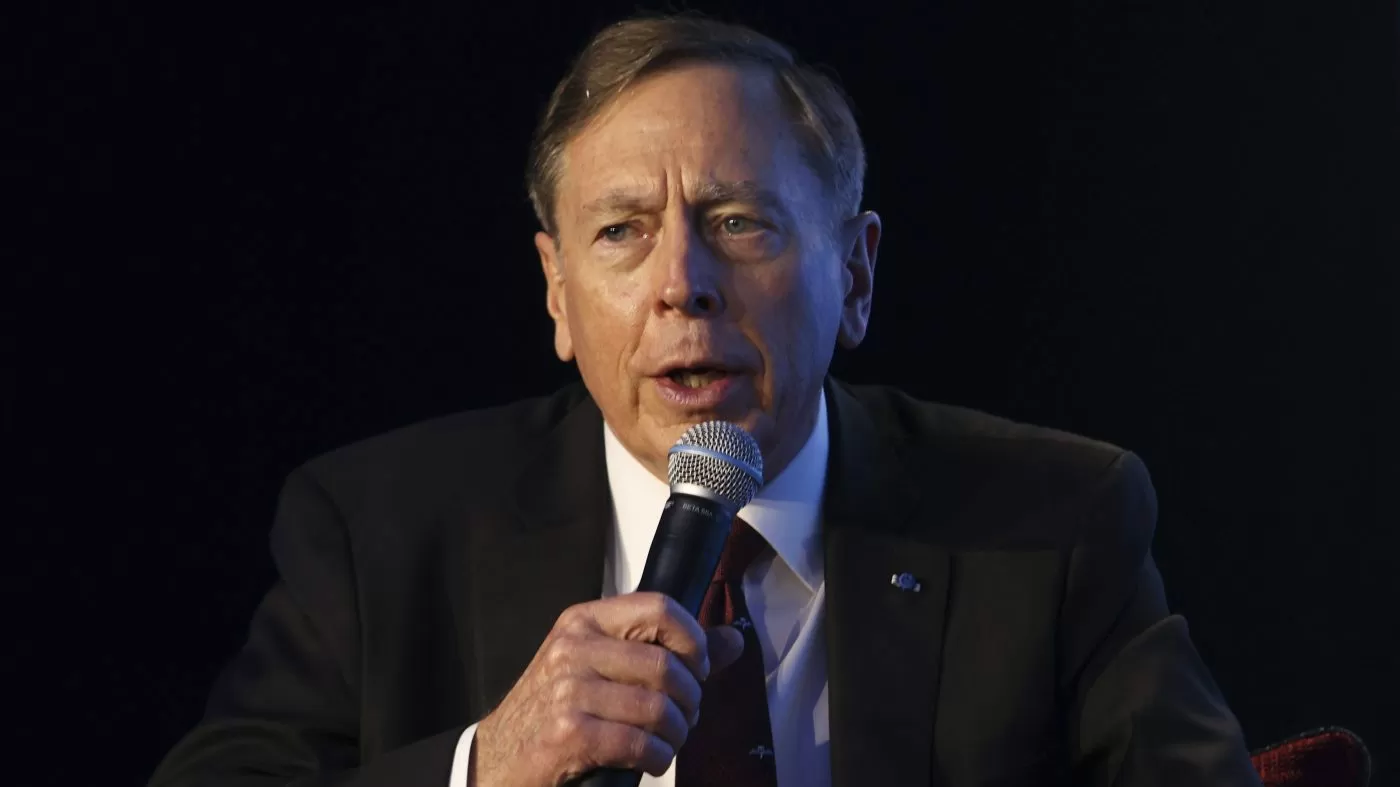 Petraeus: Iranian mines in Strait of Hormuz creates ‘real challenge’ for US