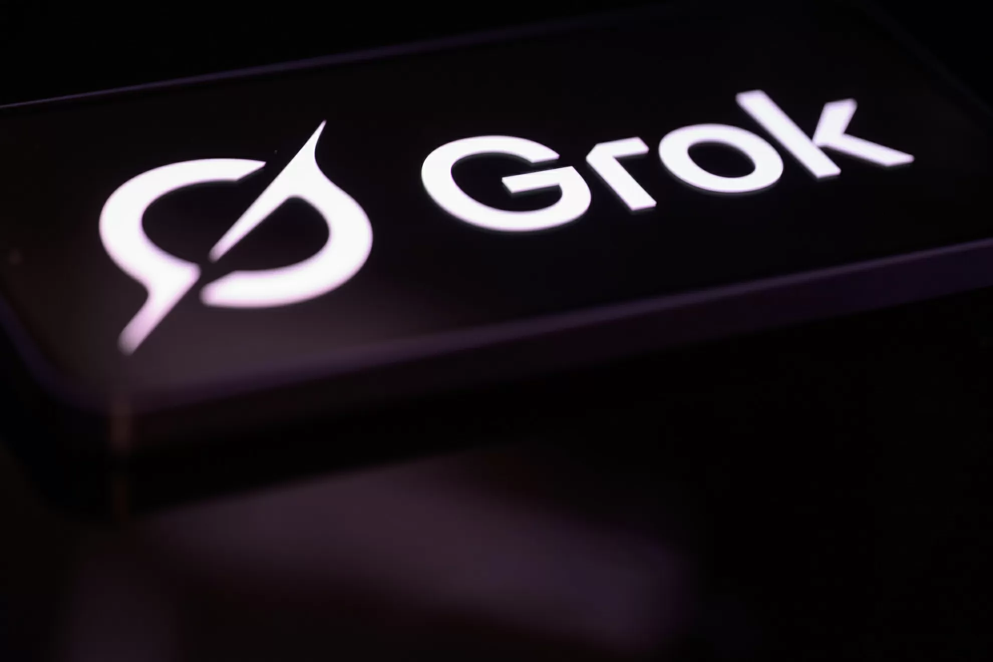 Elon Musk’s xAI faces child porn lawsuit from minors Grok allegedly undressed