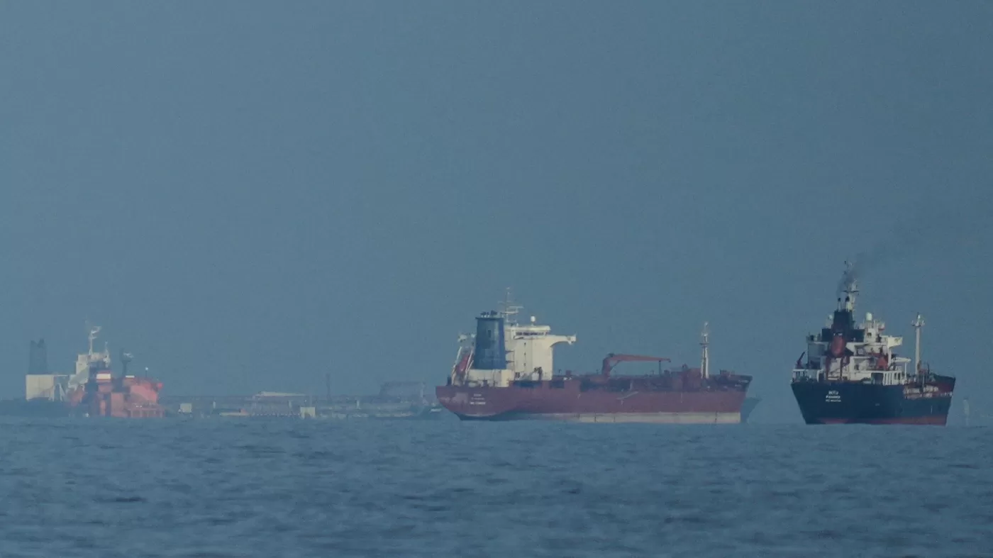 Brent crude oil tops $100 on concerns over Iran attacks on shipping