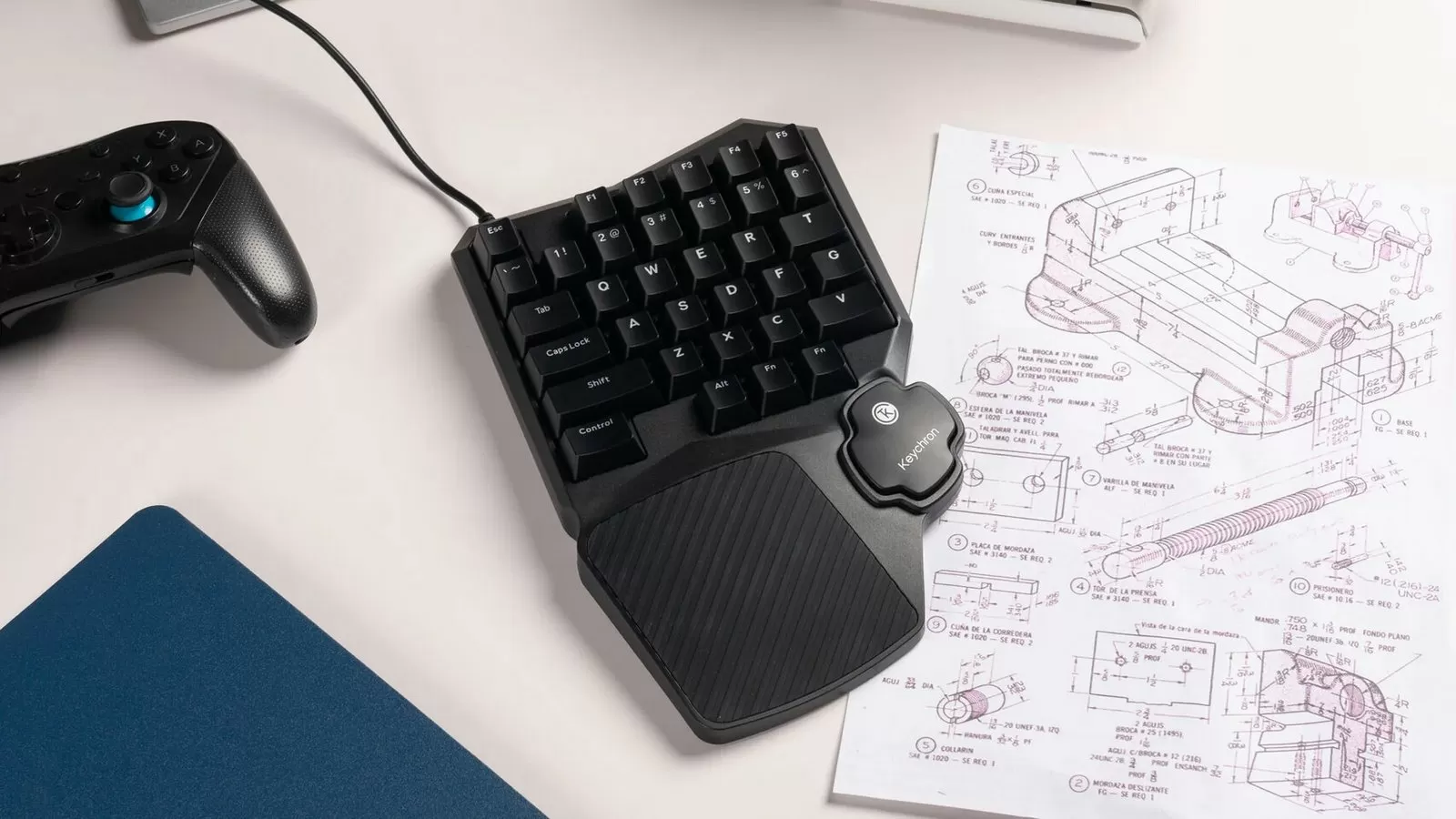 Keychron Launches C0 HE 8K One-Handed Gaming Keyboard with Hall Effect Switches for $59.99