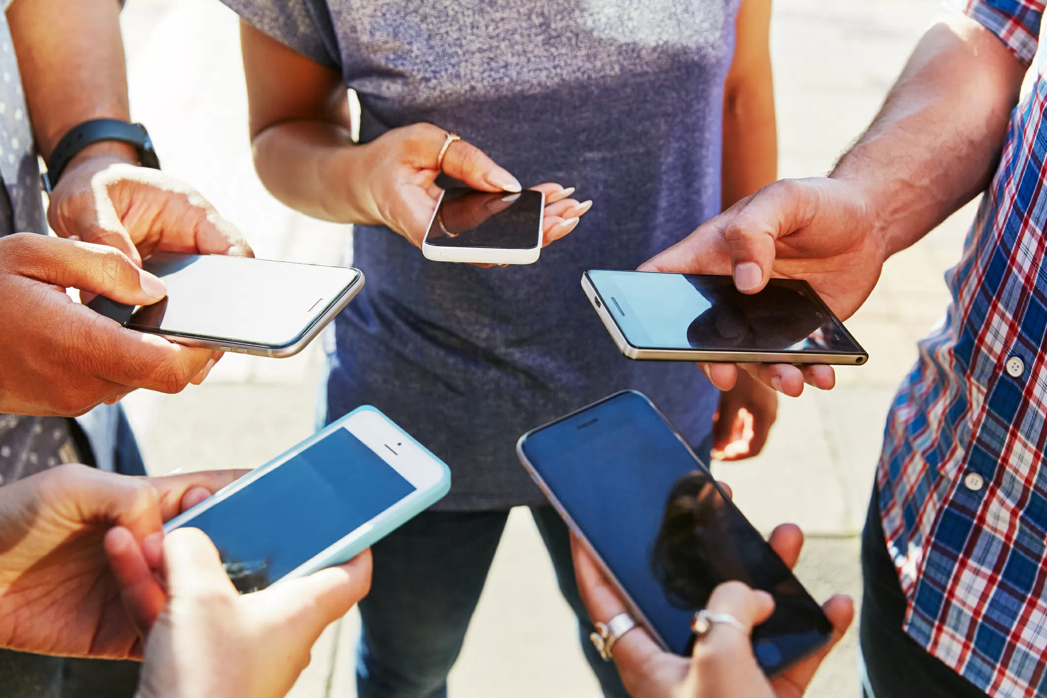 As people look for ways to make new friends, here are the apps promising to help