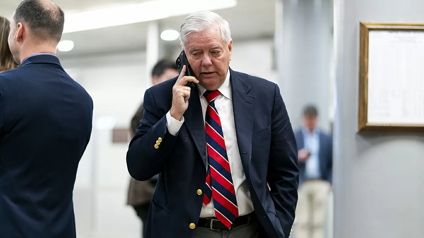Graham: Iran oil blockade ‘could become global soon’