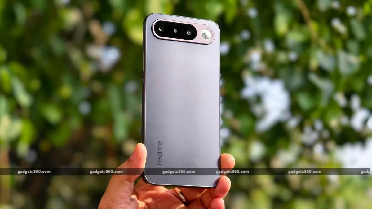 Realme 16 5G With 7,000mAh Battery, 50-Megapixel Rear Camera Goes on Sale in India: Price, Offers
