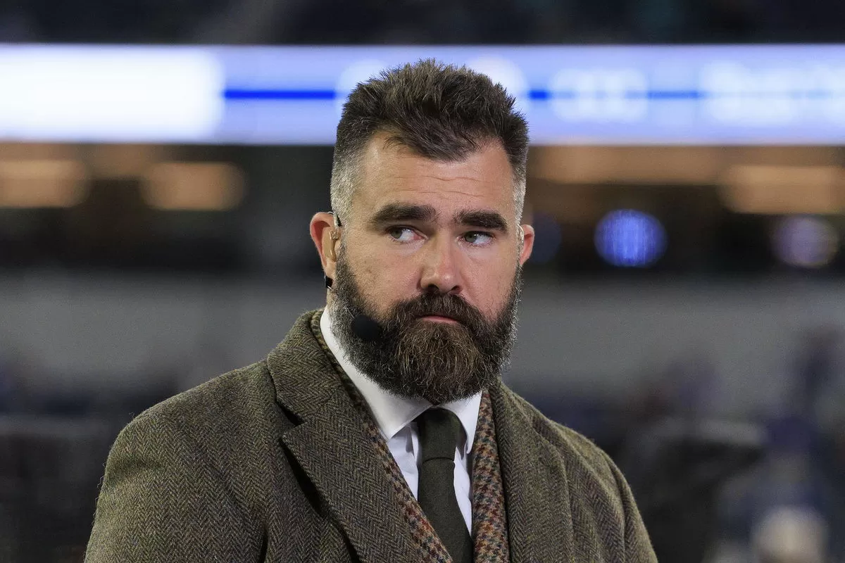 Angry Jason Kelce Rants at Lions Forcing Retired Frank Ragnow to Return Money