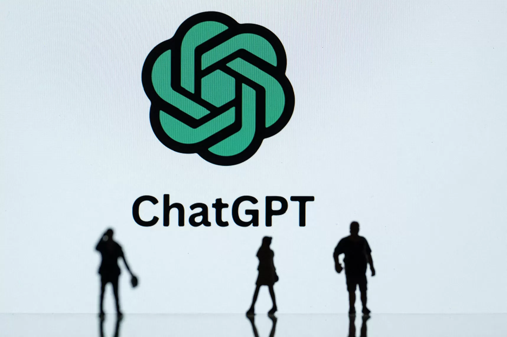 Stalking victim sues OpenAI, claims ChatGPT fueled her abuser’s delusions and ignored her warnings