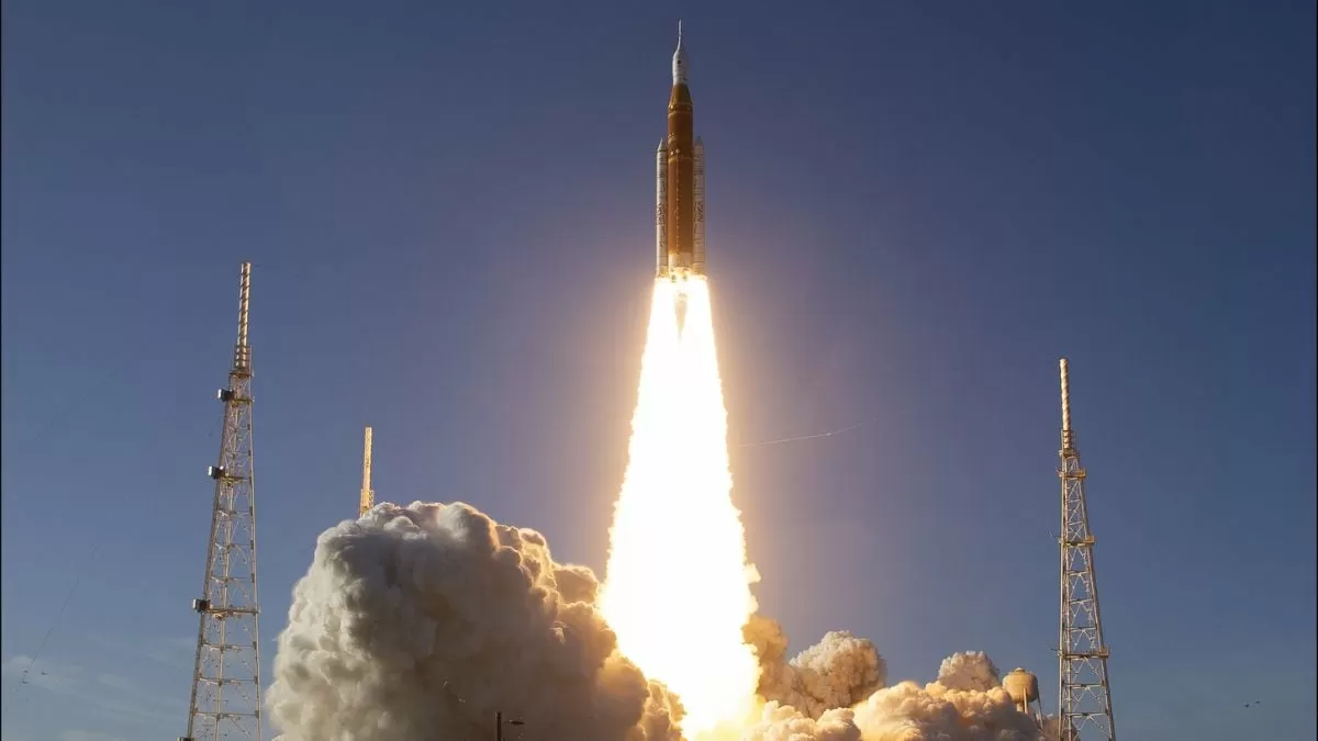 iPhones in Deep Space: NASA Breaks Rules for Artemis 2 Crew; 5 Key Facts
